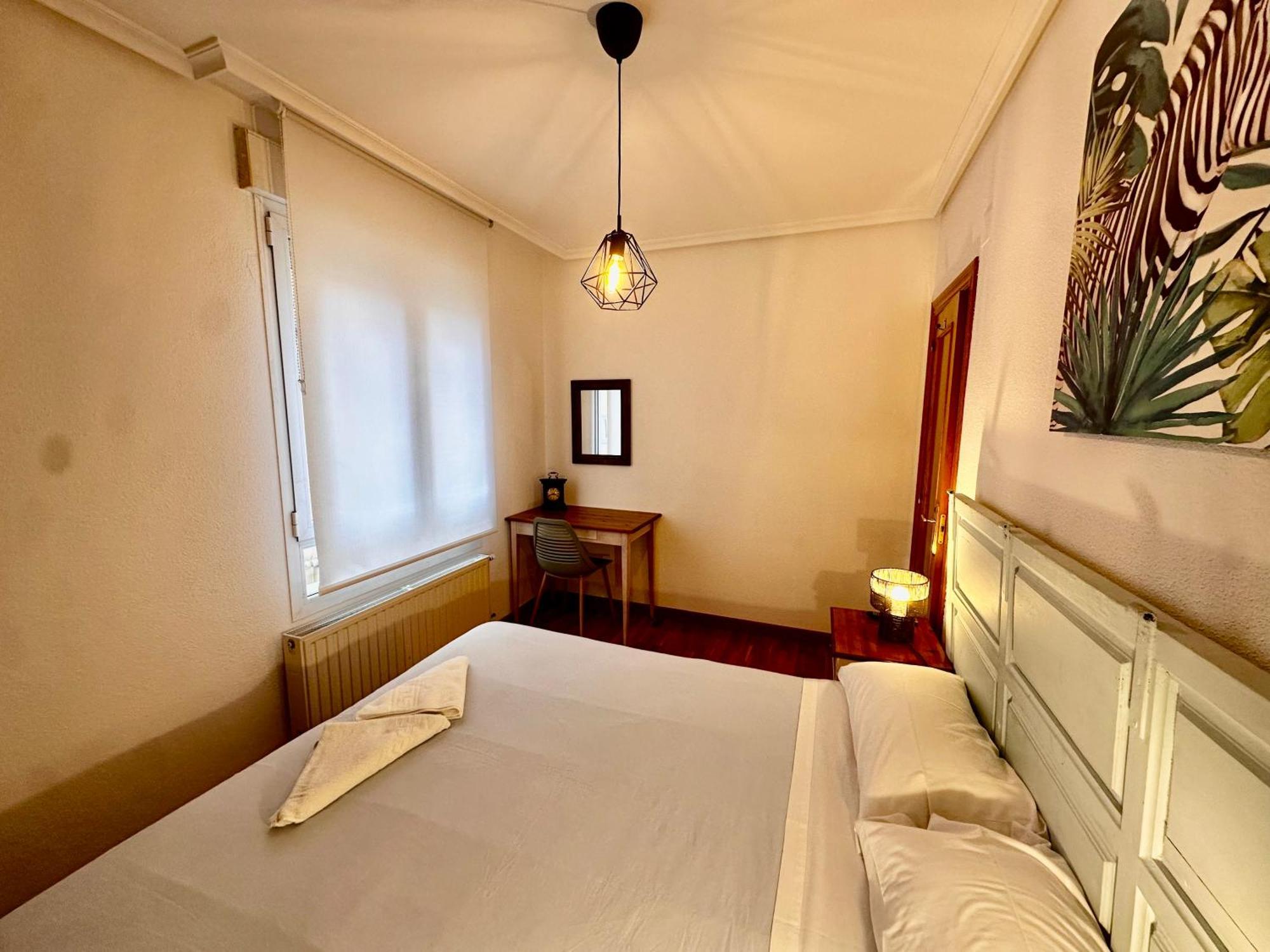 Atuaire Home Balcon Con Vistas A La Catedral De Burgo Exterior foto