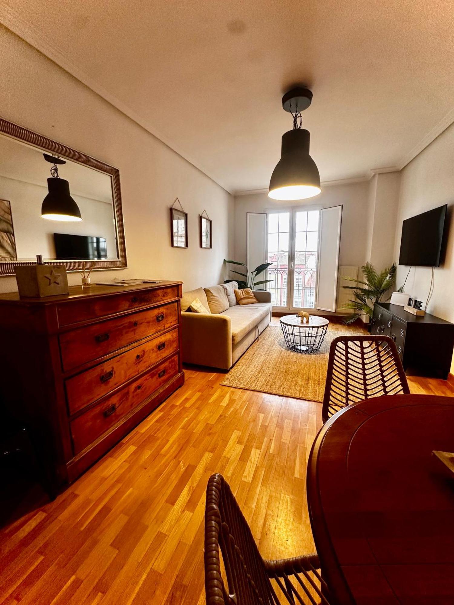 Atuaire Home Balcon Con Vistas A La Catedral De Burgo Exterior foto