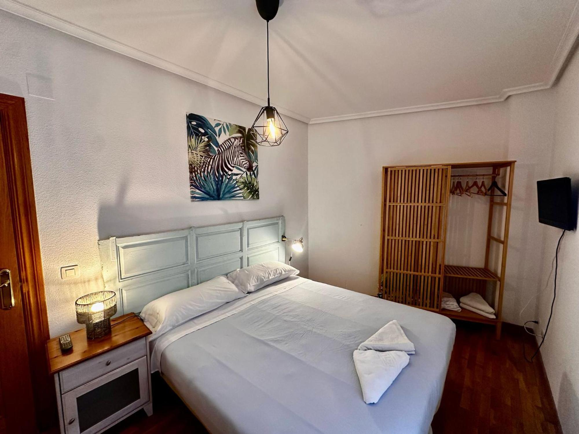 Atuaire Home Balcon Con Vistas A La Catedral De Burgo Exterior foto